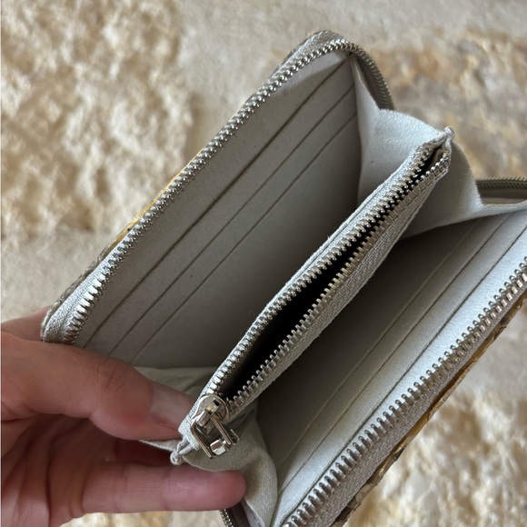 Snakeskin Zip Pattern Wallet - Picture 3 of 3